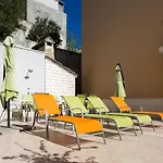 In Mit Grosser Terrasse By Interhome Lägenhet *